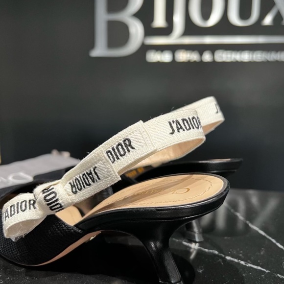 Kitten Heel Slingback - Picture 5 of 9